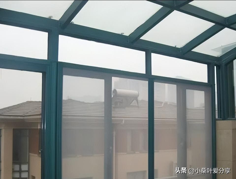 纱窗边缘坏了怎么修补,不锈钢纱窗破洞修补方法