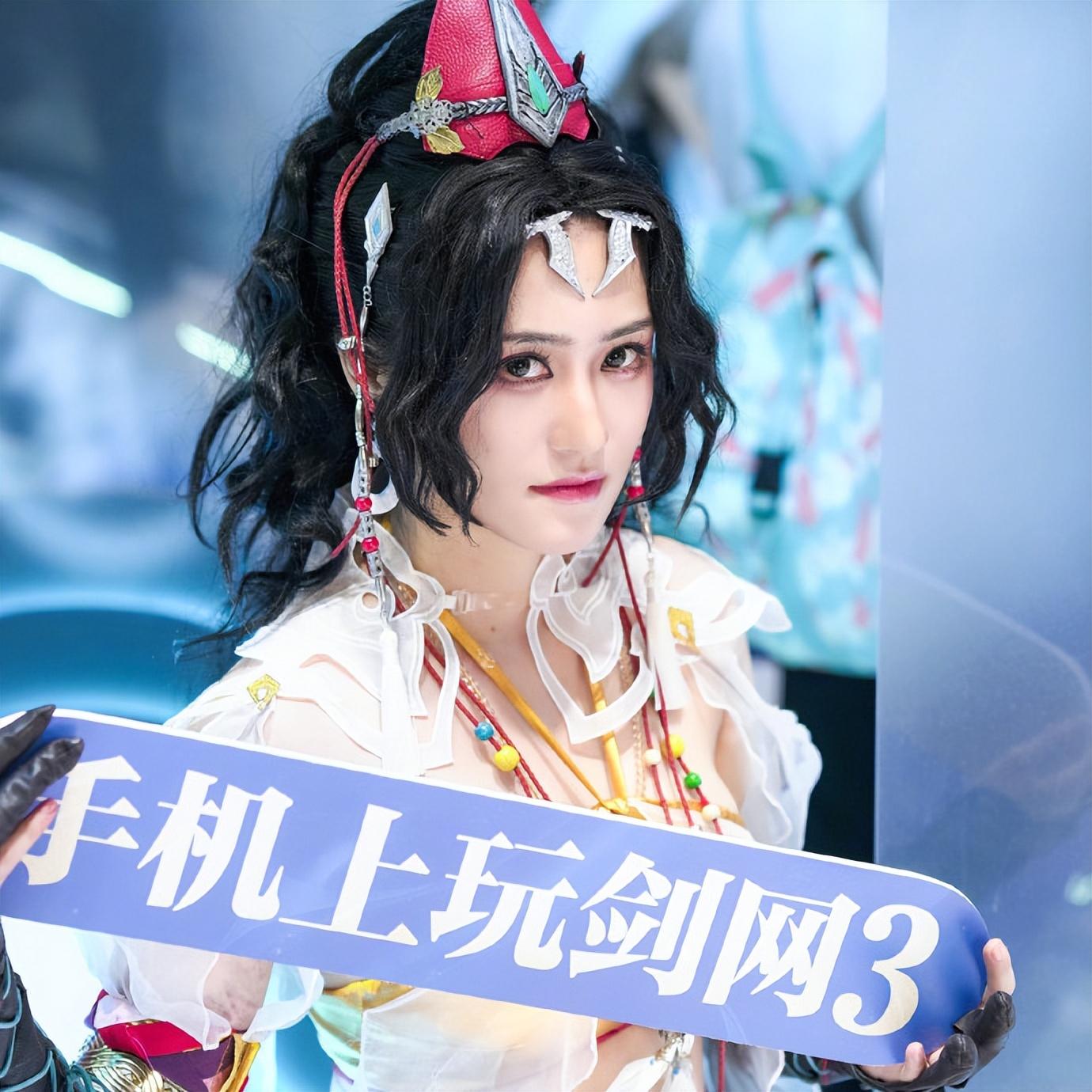 点燃acg文化狂潮，剑网3*界无**试玩人山人海