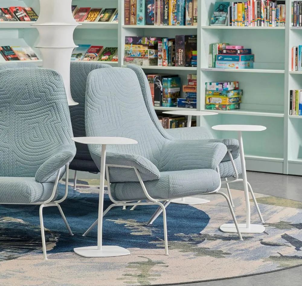 办公流行风特色产品(家具/灯具)应用周报(2022.11.28~12.4)