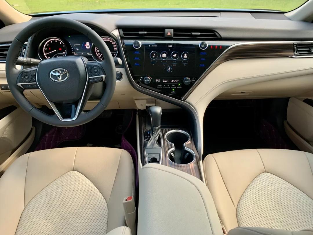 12年k5对比凯美瑞,k5和凯美瑞是一个级别的吗