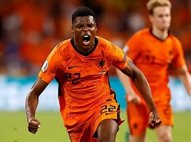 足球转会新闻频道,每日足坛快讯