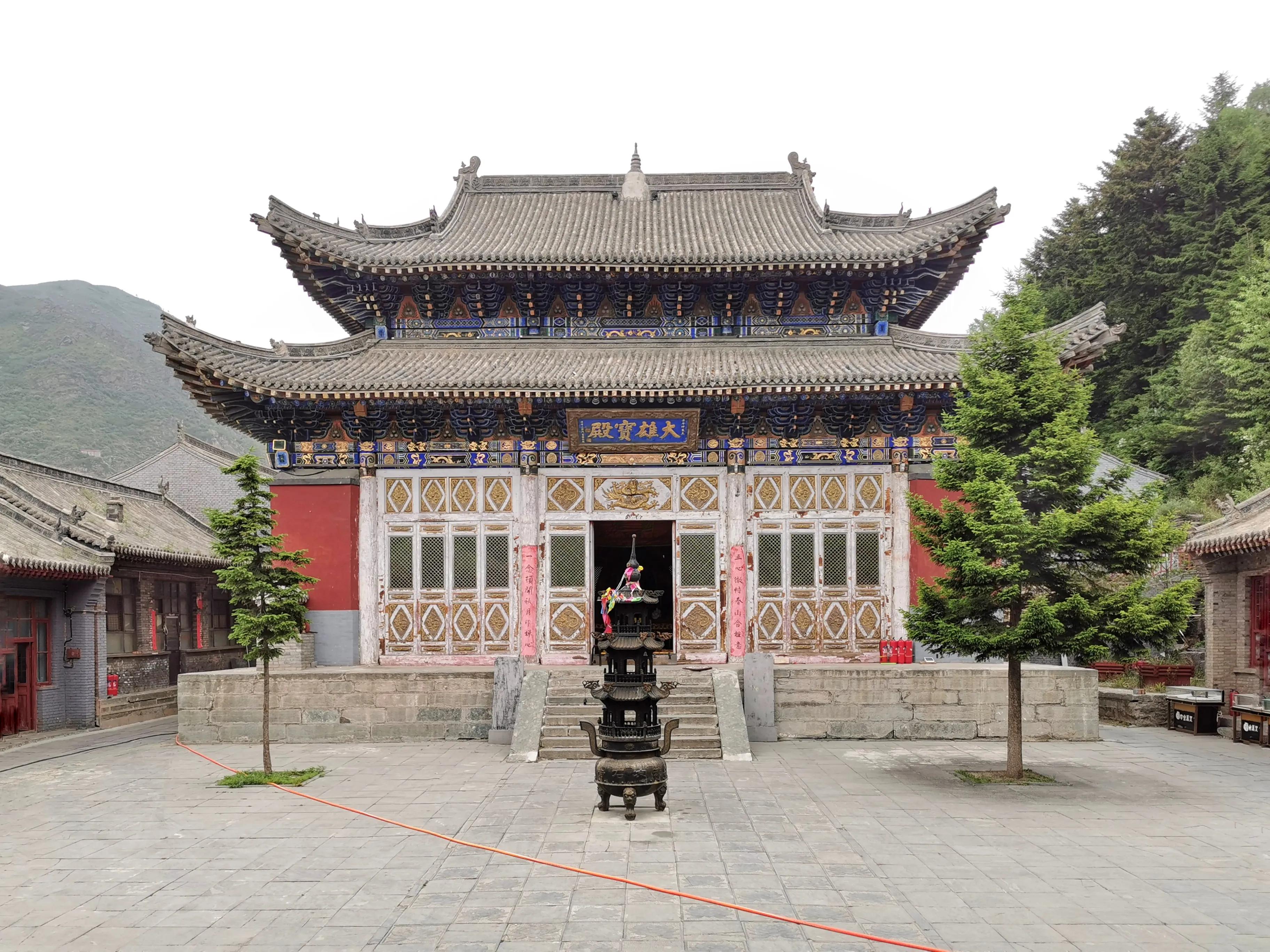 佛教圣地五台山龙泉寺,五台山最古老的寺院清凉寺