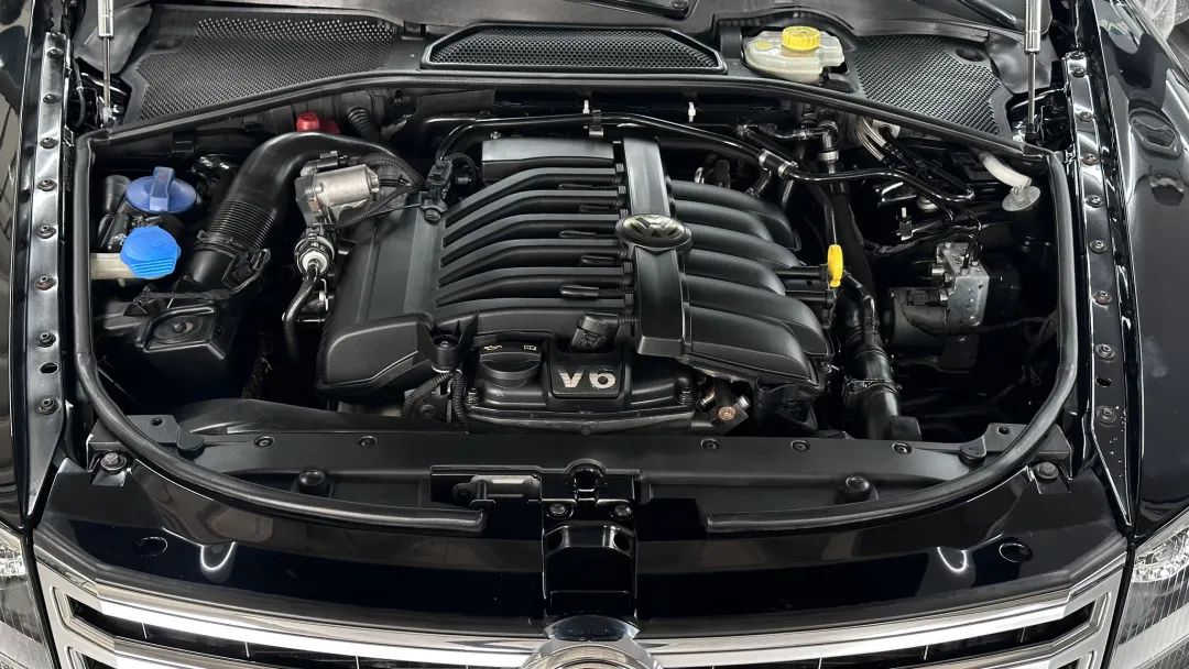 大众100万左右的车辉腾,重庆二手辉腾全面翻新修复