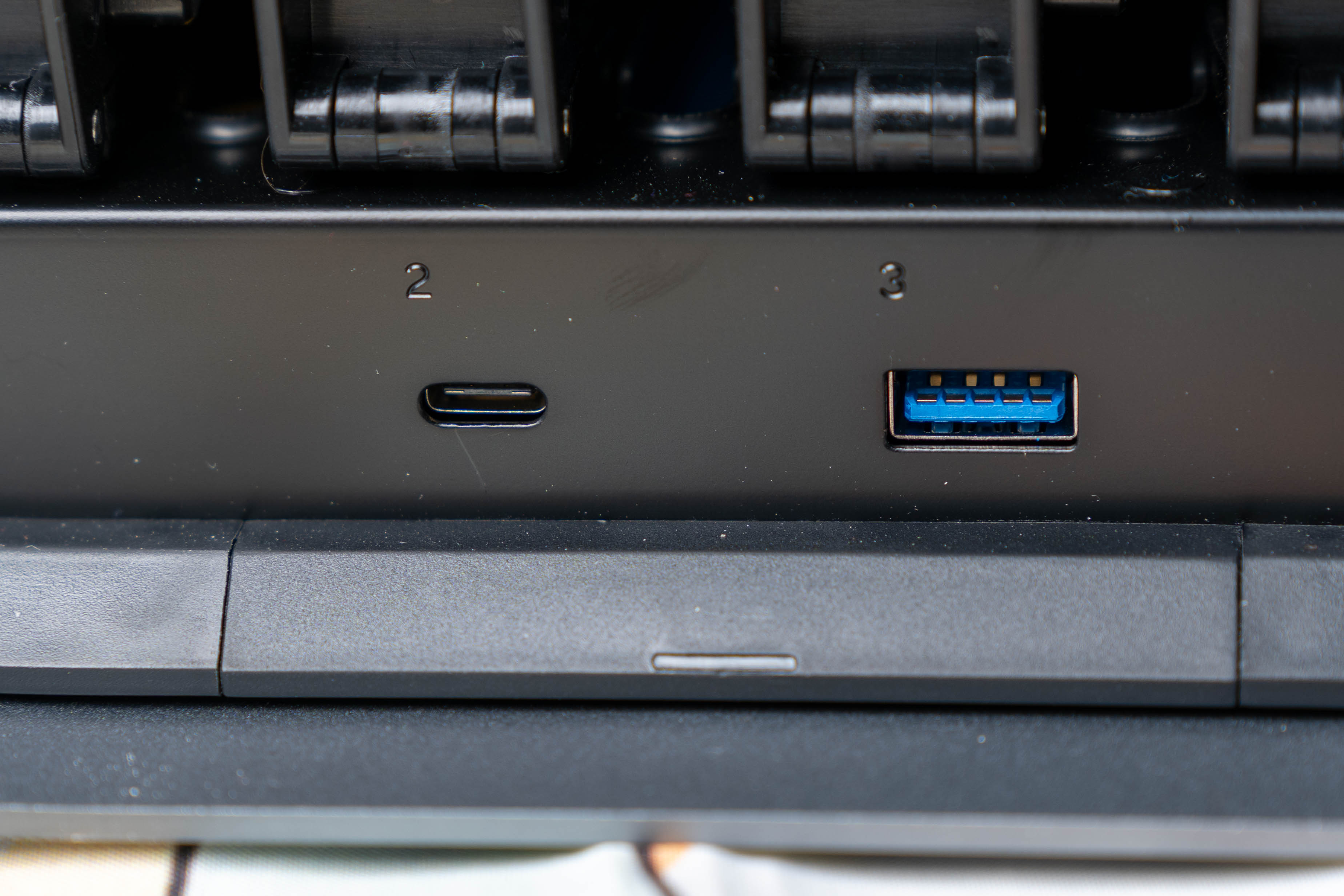 鏋佺┖闂存柊z4usb杩瀗as,鏋佺┖闂磟4nas浣撻獙