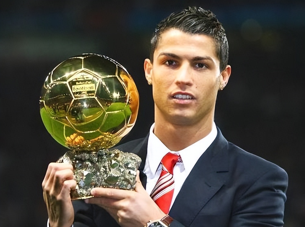 2021西甲谁最有可能拿金球奖,五大联赛金靴奖2021