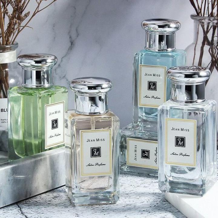 情人节送一枝花给女孩,情人节送她一支口红