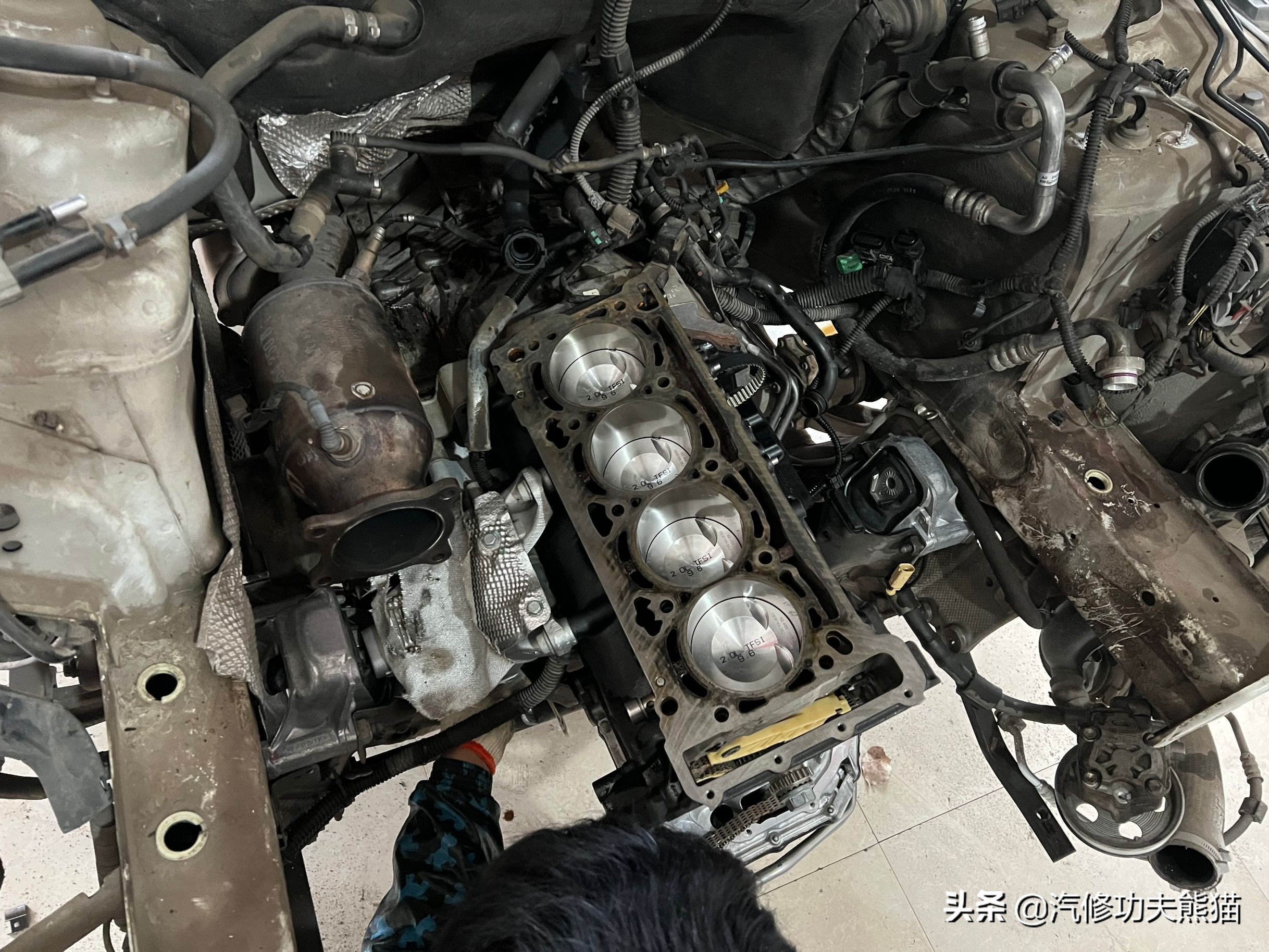 老车翻新修复奥迪a4,修复报废奥迪a4