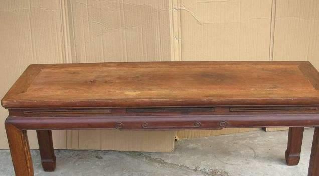 酒店床尾凳干嘛的,酒店客房为什么摆春凳