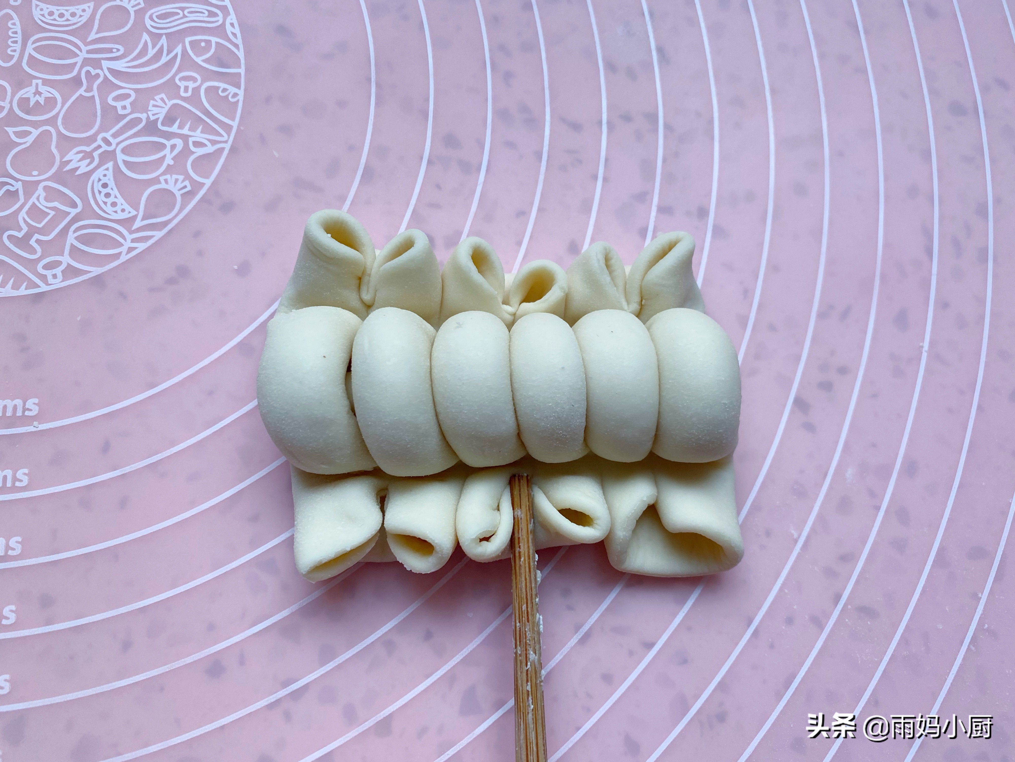 枣花馍馍简单做法,河南枣花馍馍的几种简单做法