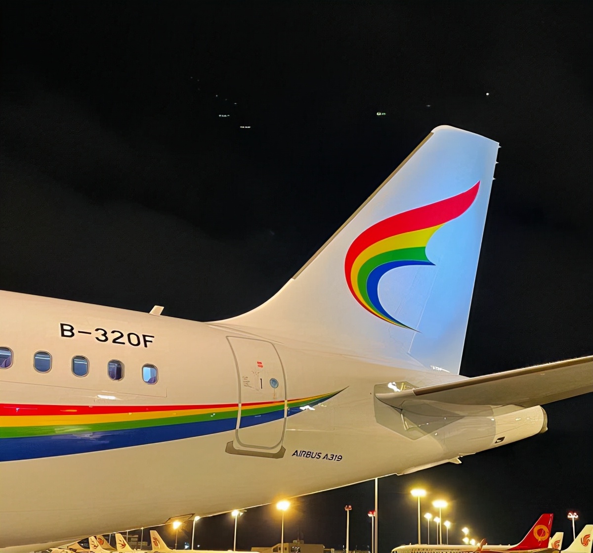 为什么飞机在后半夜就不能起飞了,为什么飞机不能晚上起飞