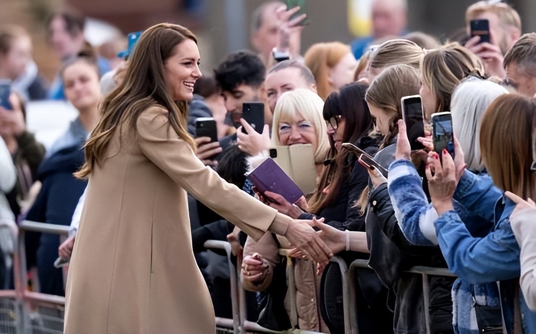 威廉凯特吵架完整版,威廉凯特多次打破王室礼仪