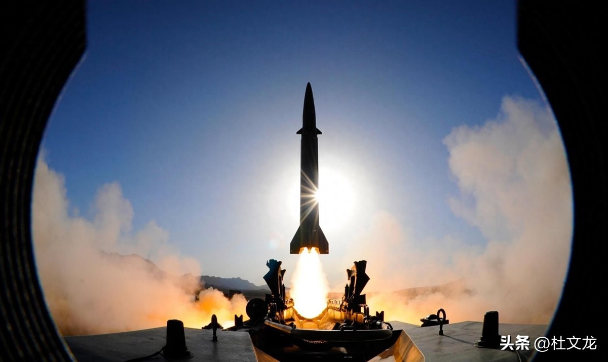 一声令下举国随我迎战万族入侵,一声令下全民动员