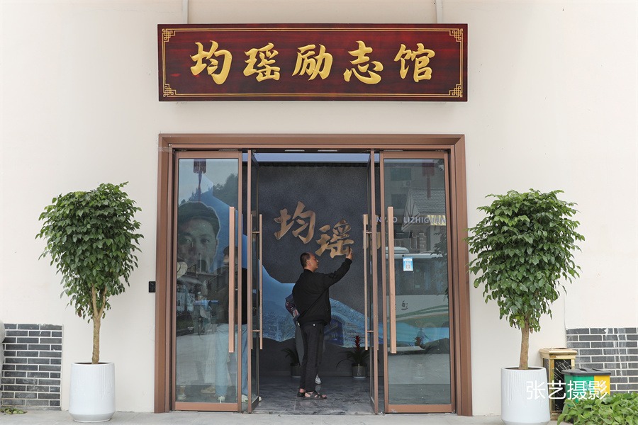 浙江风云人物温州人,温州年轻企业家首富