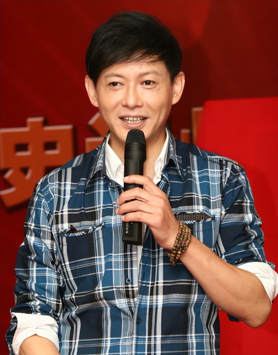 程前：与前妻离婚27年，娶小娇妻51岁当爹，如今前妻生活怎么样了