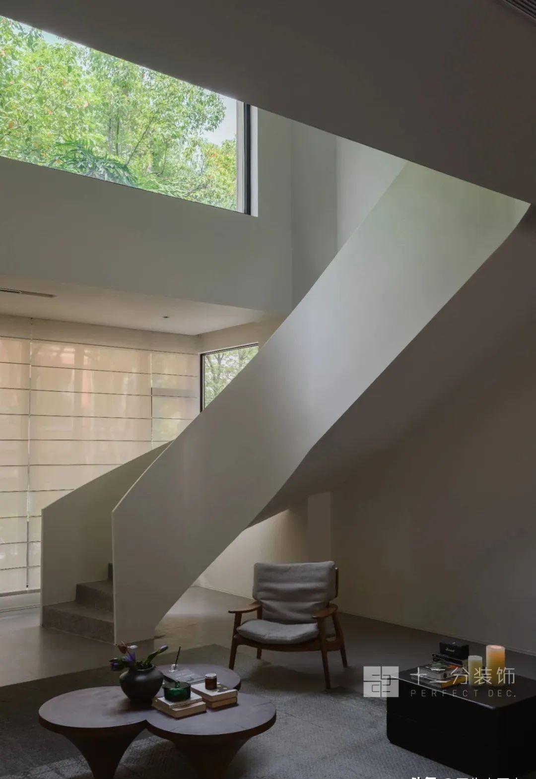 豪华别墅居家生活,森林自然风景豪华大别墅