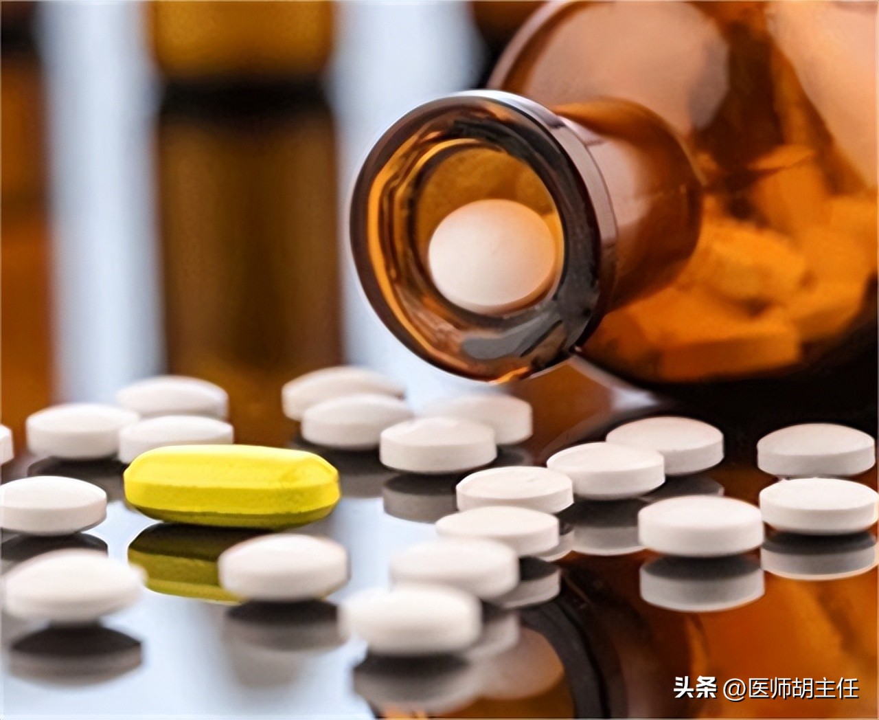 缠腰蛇疱疹干了为什么还很疼,缠腰蛇疱疹什么样