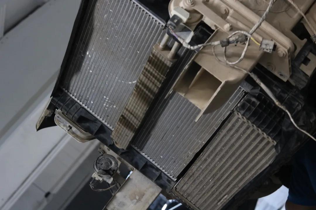 宝马x5翻新全过程,宝马x5老车翻新重庆渝北