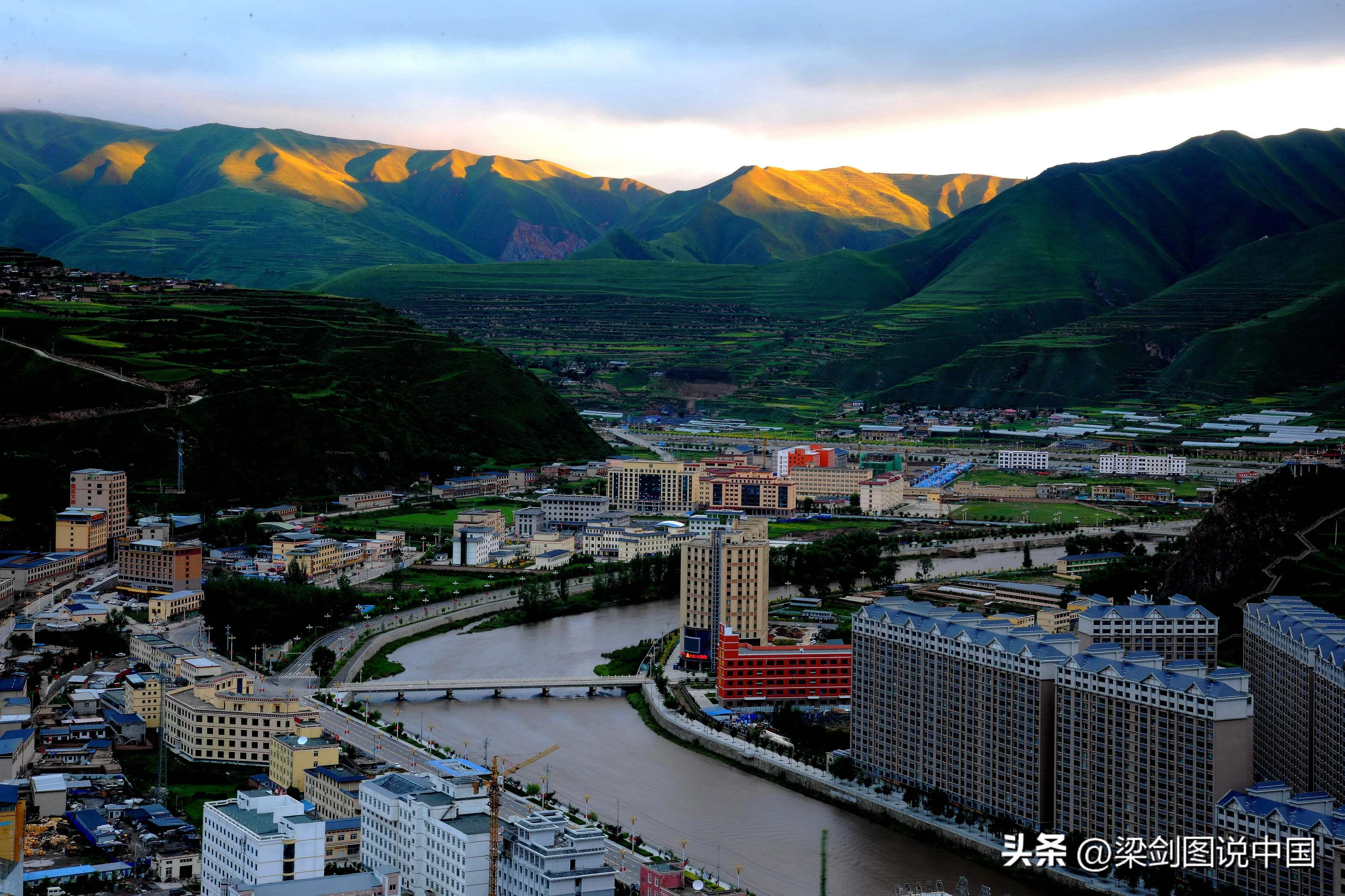 走进大美甘肃我的家，影像记录甘南藏族自治州，卓尼县民族文化。