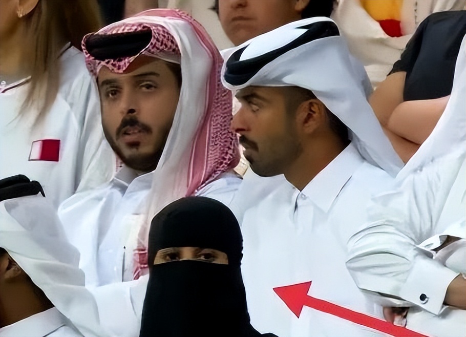 金晨泰国素颜,金晨泰国之行引热议