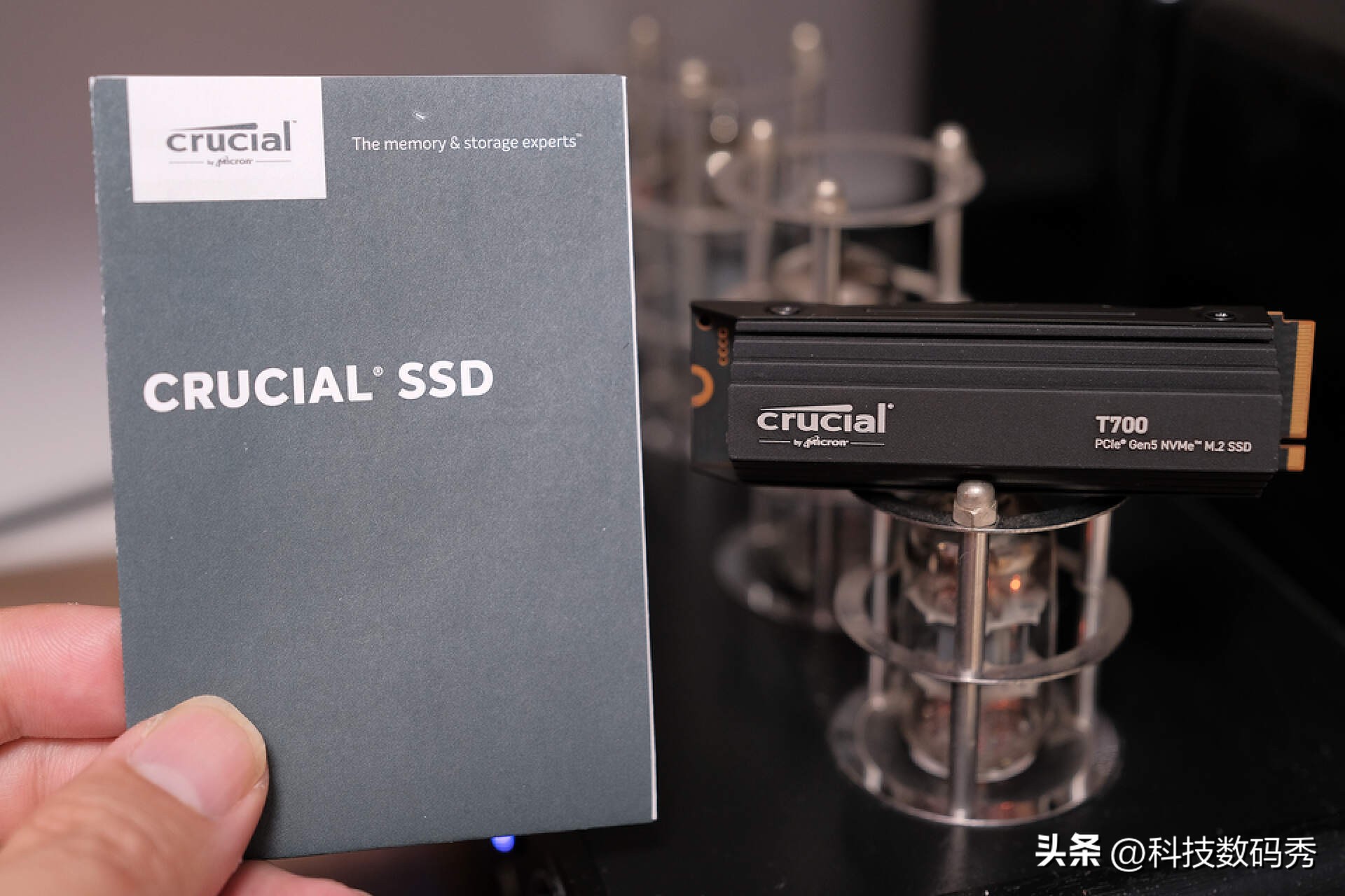 英睿达t700性能测试只有9000多,英睿达t700对比990pro