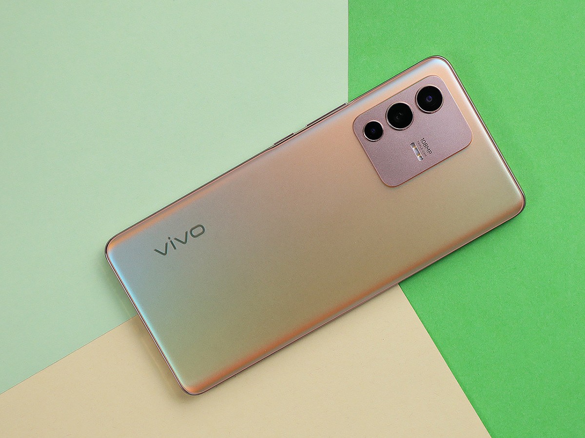 目前这4款手机好评率很高,网友们公认最值得入手的三款手机