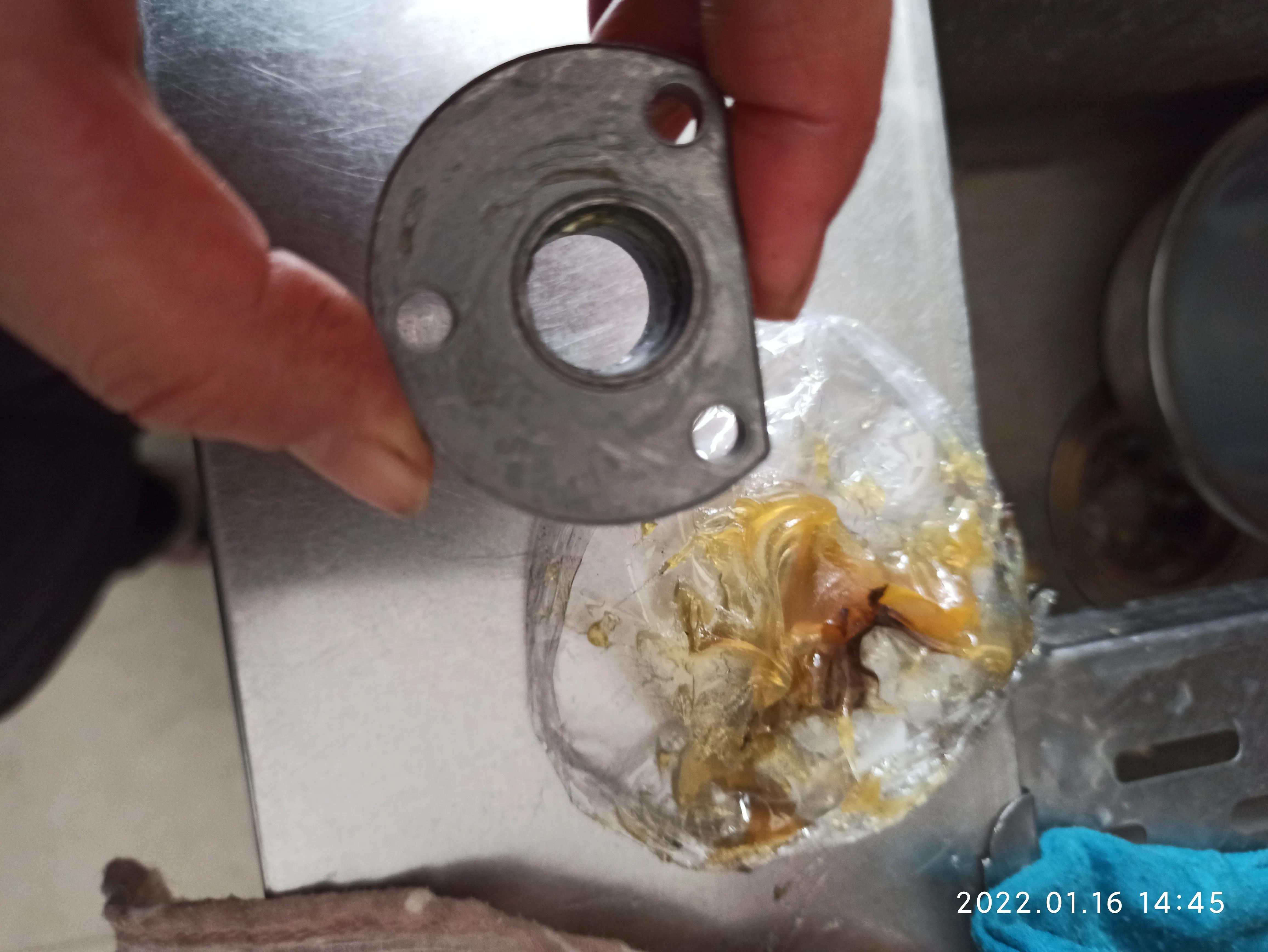 奶茶封口机换膜封一半怎么回事,奶茶封口机压不紧脏了怎么清理