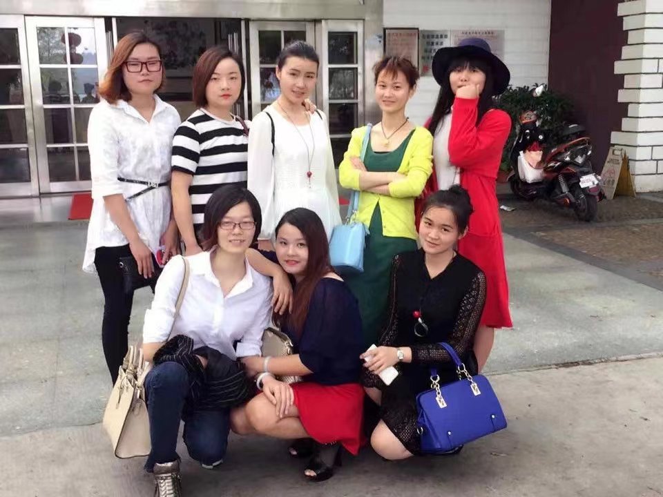 13岁开始创业现月入两万,女大学生创业月入5万元