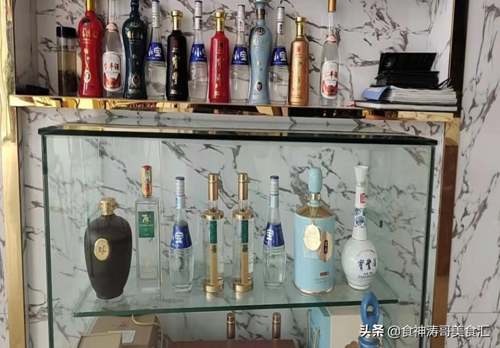 全国白酒最能喝的省排名前十,十大公认最好喝的白酒排名第一