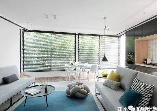 这4种窗帘既实用又美观你家有吗,窗帘是家居装饰不可或缺的一部分