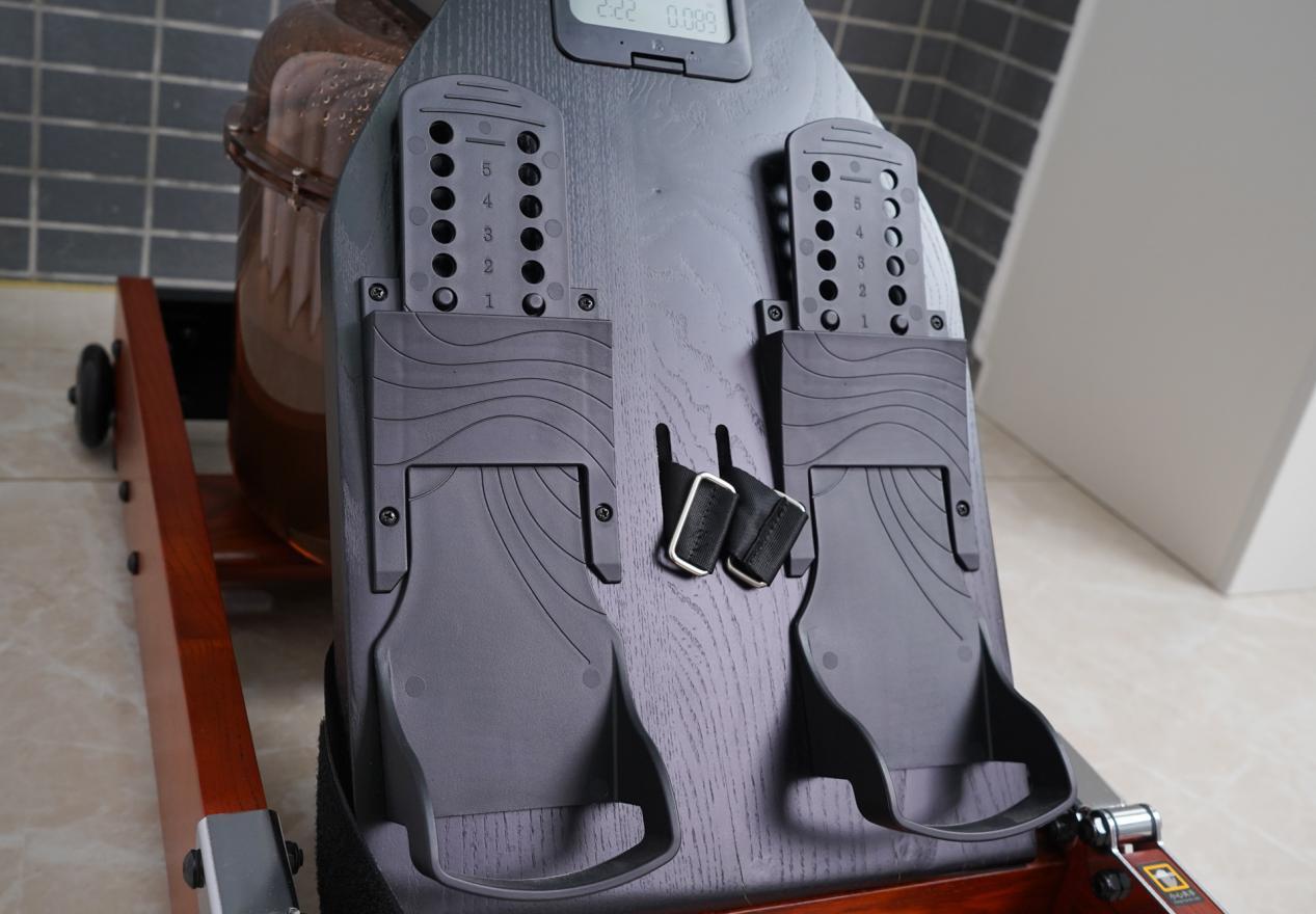 磁阻划船机和水阻划船机哪个好,金史密斯划船机使用方法