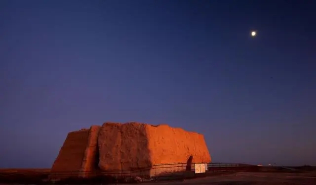 论故城玉门关文化的艺术形态和审美特征