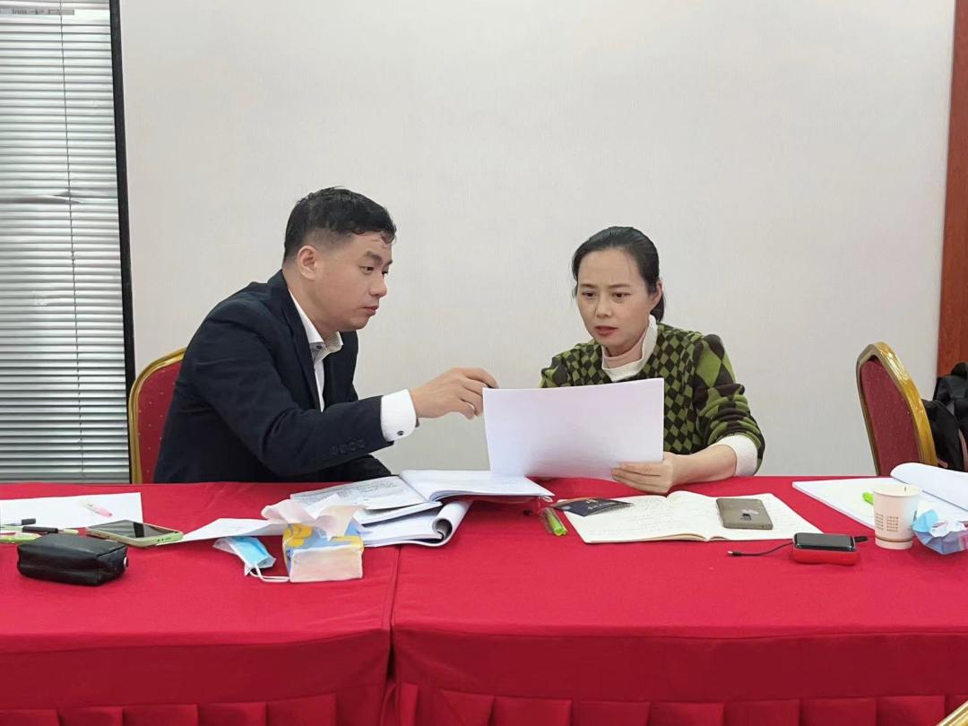 严虎博士“绘画疗法”初中级课程培训(武汉班)圆满结束