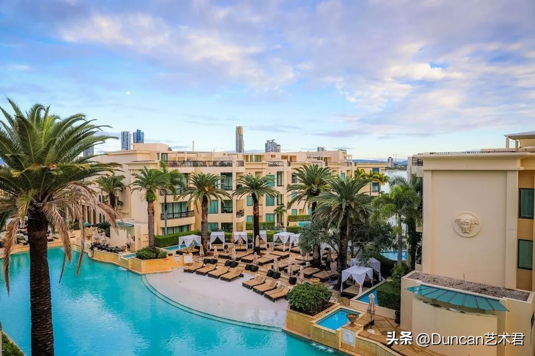 奢侈品跨界玩起酒店，还有你们设计师什么事！