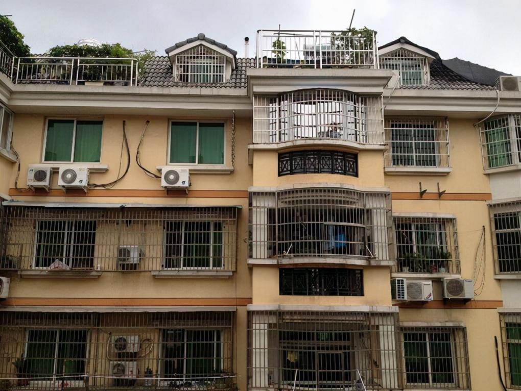 揭秘凶宅试睡员工资,凶宅试睡员工资一晚有10万元吗