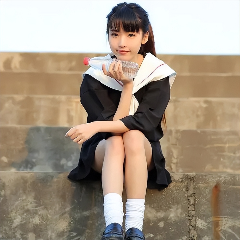 日本学生制服历史,论日本的制服文化