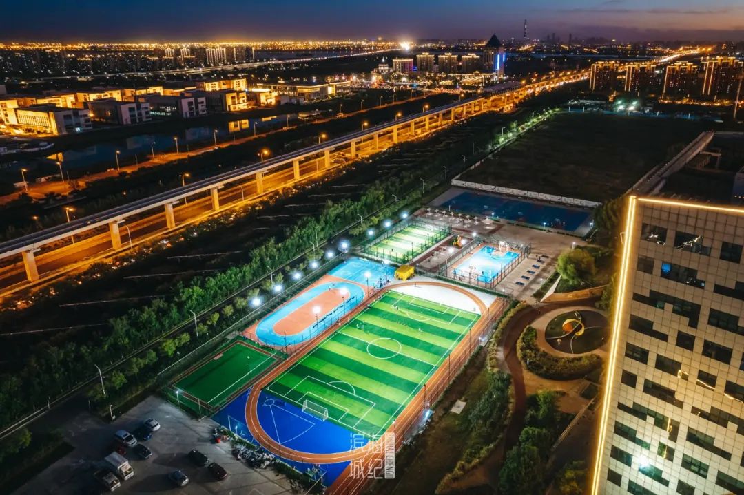 越夜越美丽完整视频,越夜越美丽流光溢彩