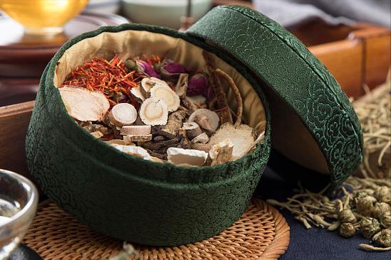 为什么子宫肌瘤建议尽早怀孕,子宫肌瘤要紧不要紧