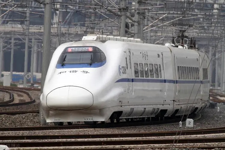 高铁上的无线通讯解决方案,铁路gsm信号覆盖范围