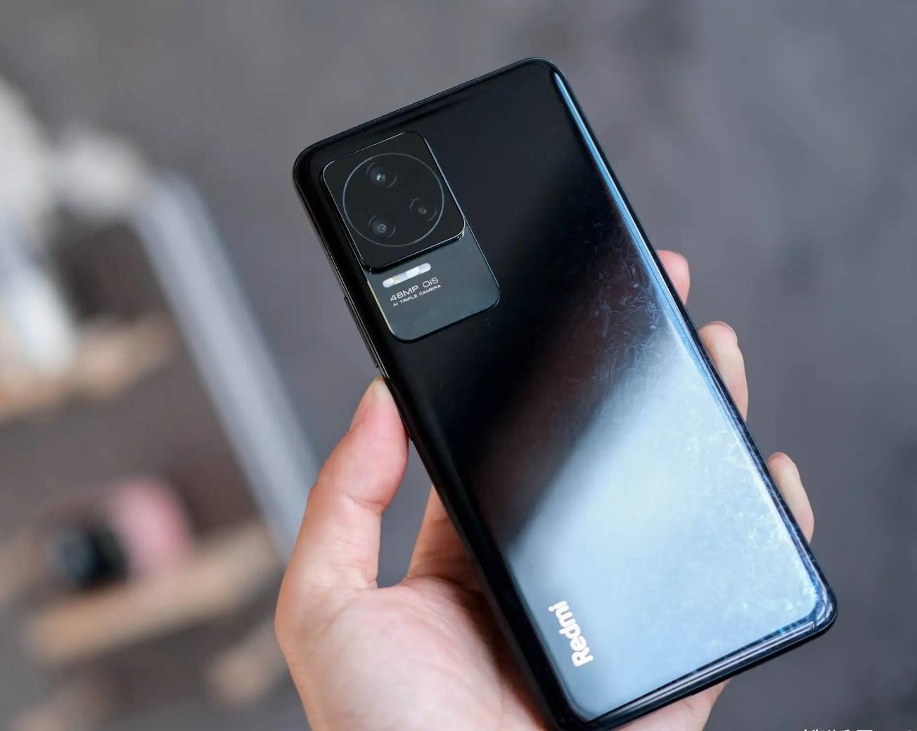 2022年4000-5000手机推荐性价比高,2022年3000以内性价比最高的手机