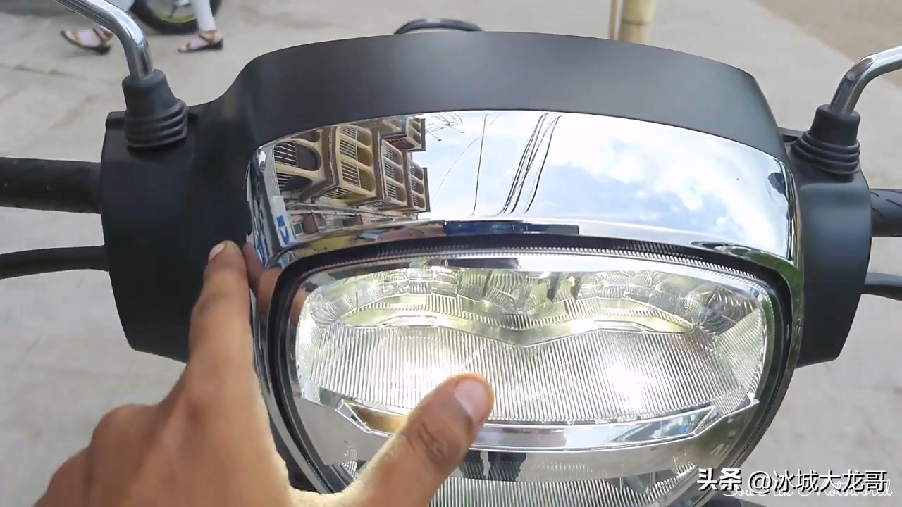 铃木平踏板250哪款好,铃木平踏踏板车全系列