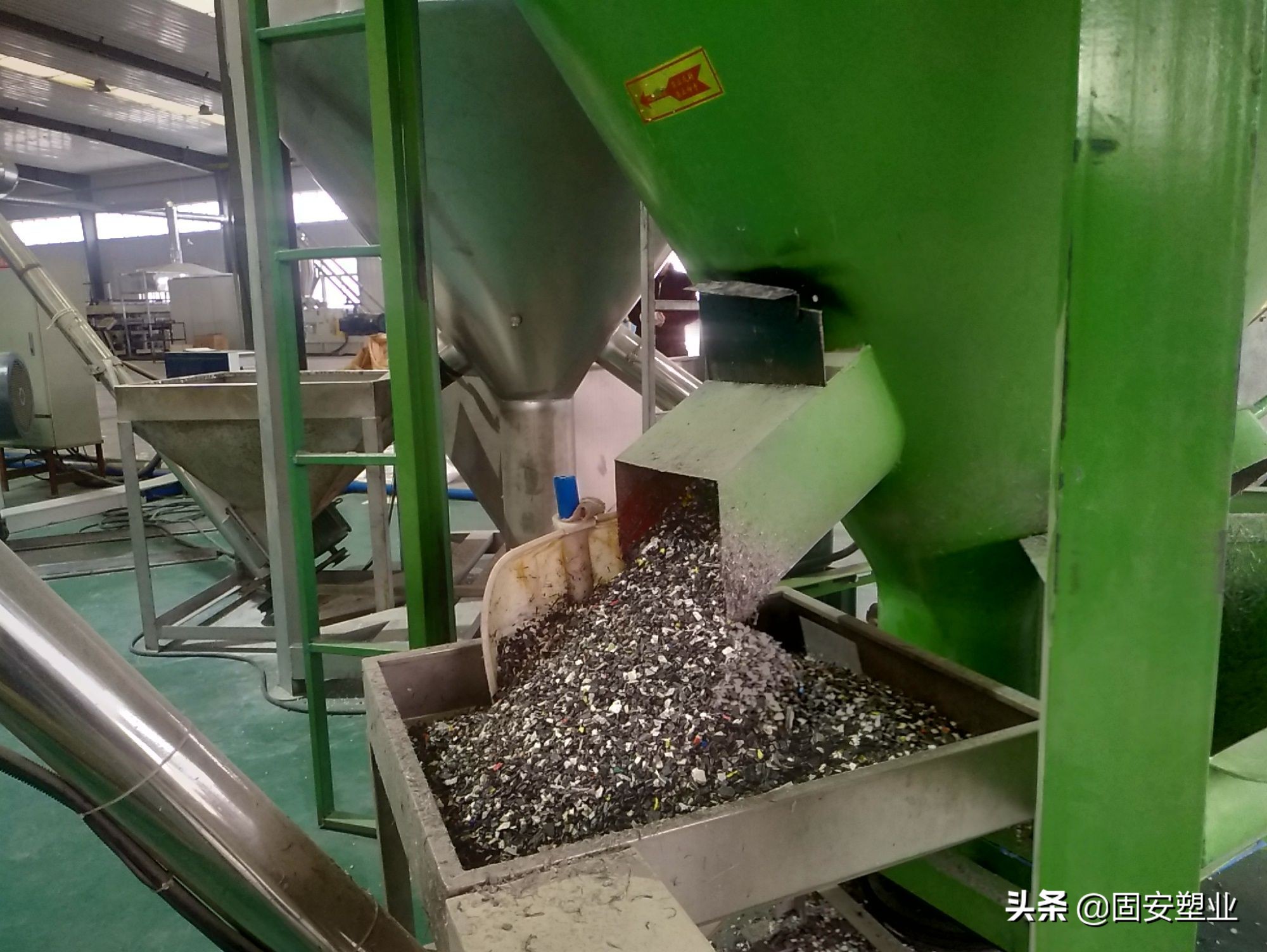 塑料建筑模板与pvc建筑模板的区别,塑料模板ppc和pvc哪个材质更好