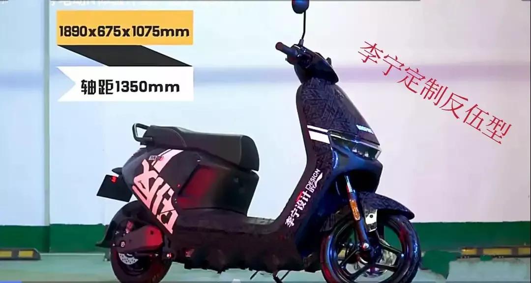 锂电池和铅酸电池冬天哪个续航长,同等容量的铅酸电池和锂电池续航