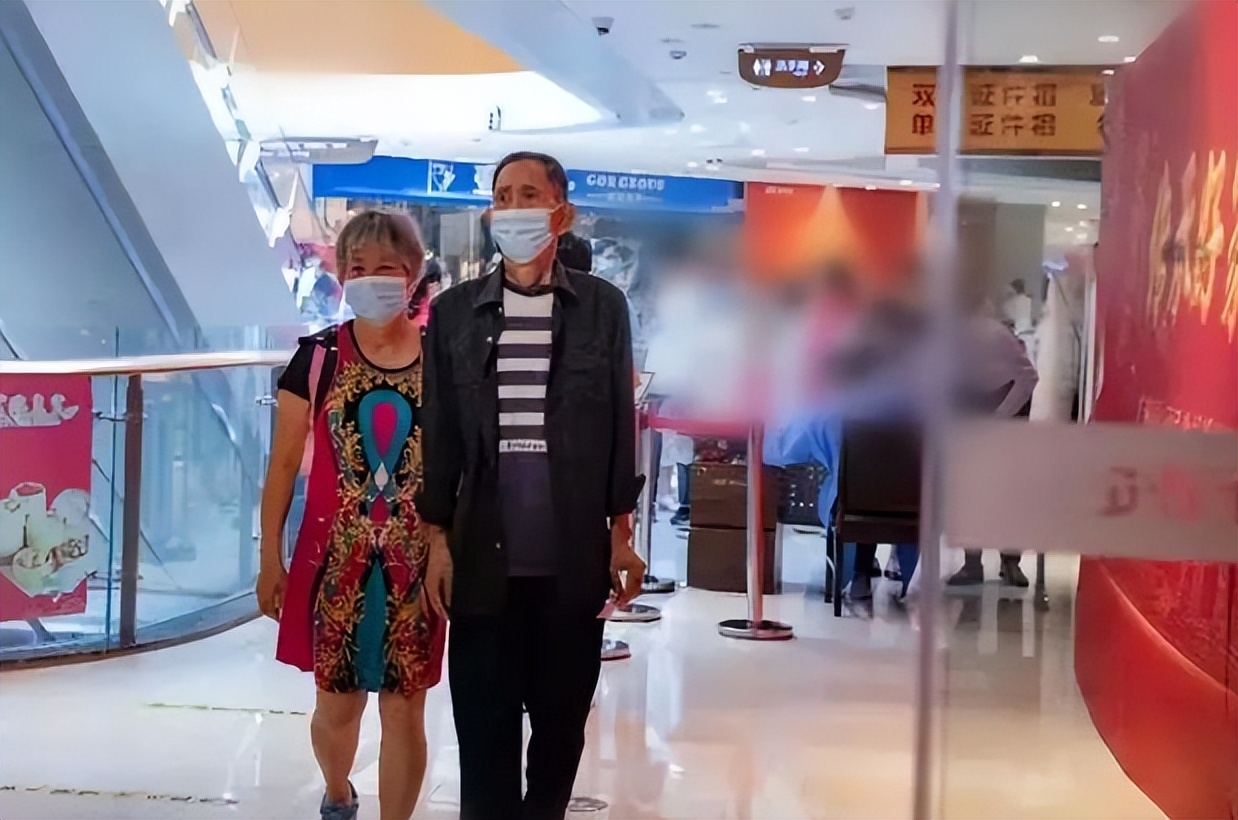 贾梅老李复婚官宣视频,恭喜他们白头到老