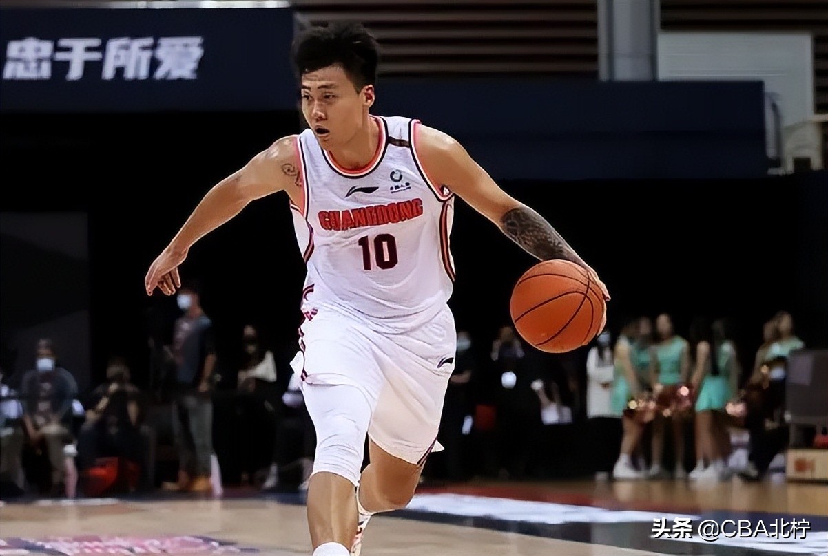 cba辽粤大战g5半决赛张镇麟,cba总决赛g3张镇麟补扣球迷视角