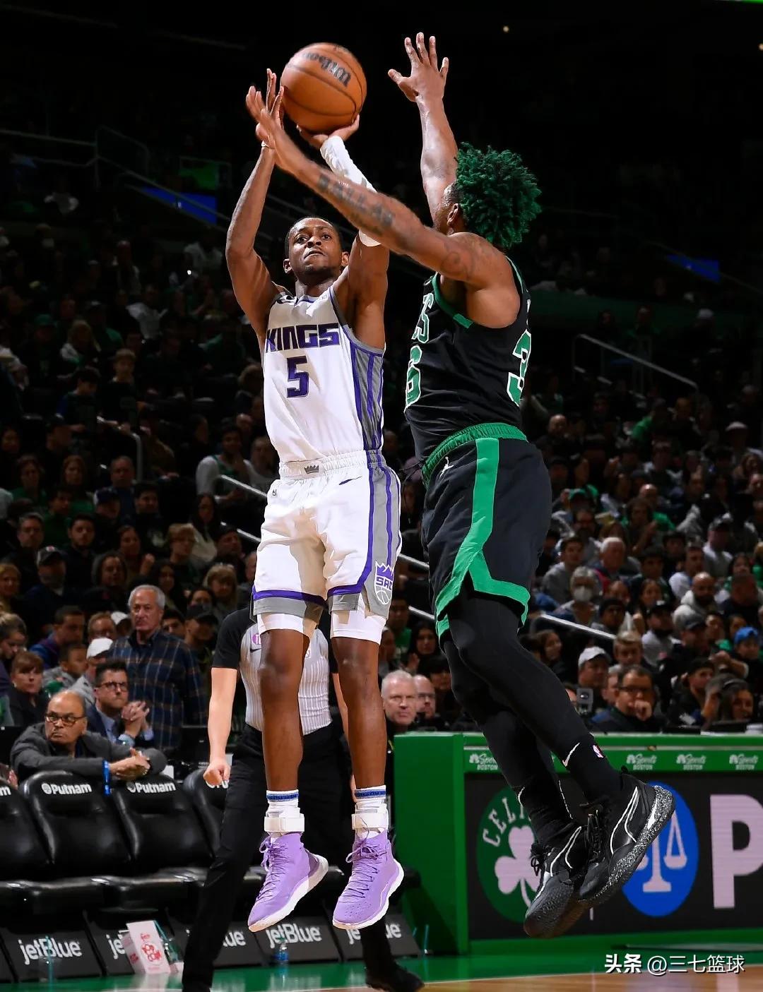 西部全明星后场首发,库里超新星