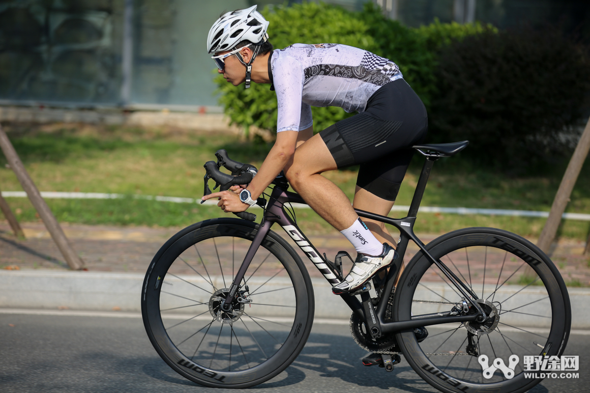 野途评测|与时俱进SuperteamCX22碳条轮组实测