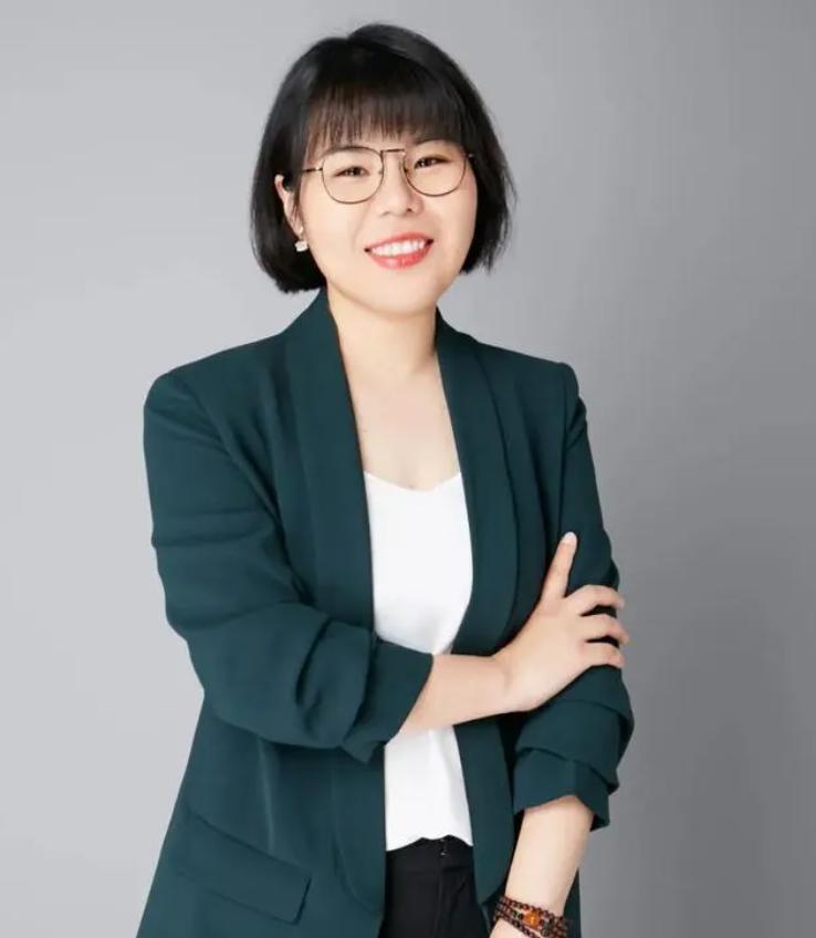 复星体育狼队副总经理滕菲菲,狼队经理滕菲菲是谁