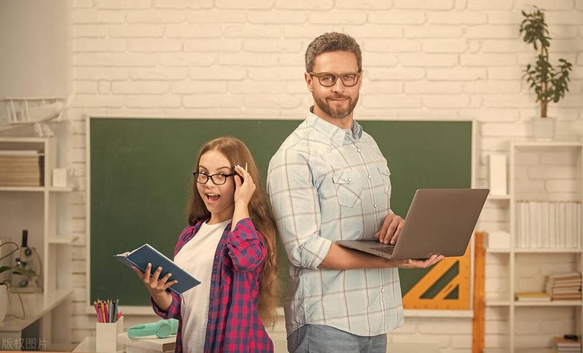 医生教师警察他们谁的年龄大,医生老师警察司机英文