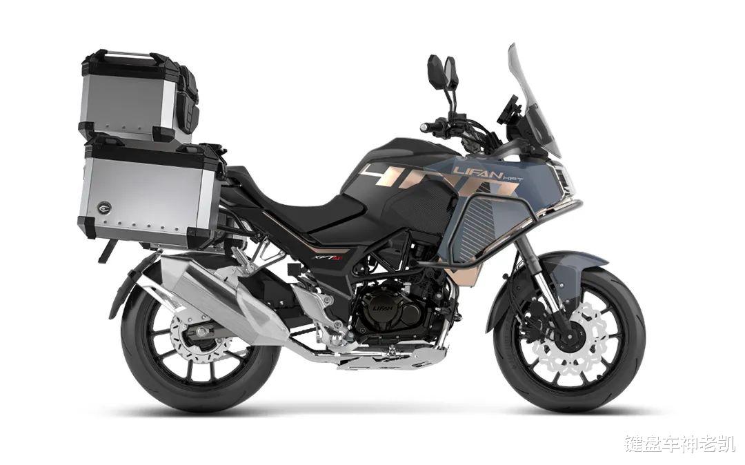 力帆平头哥摩托车,力帆平头哥400极速