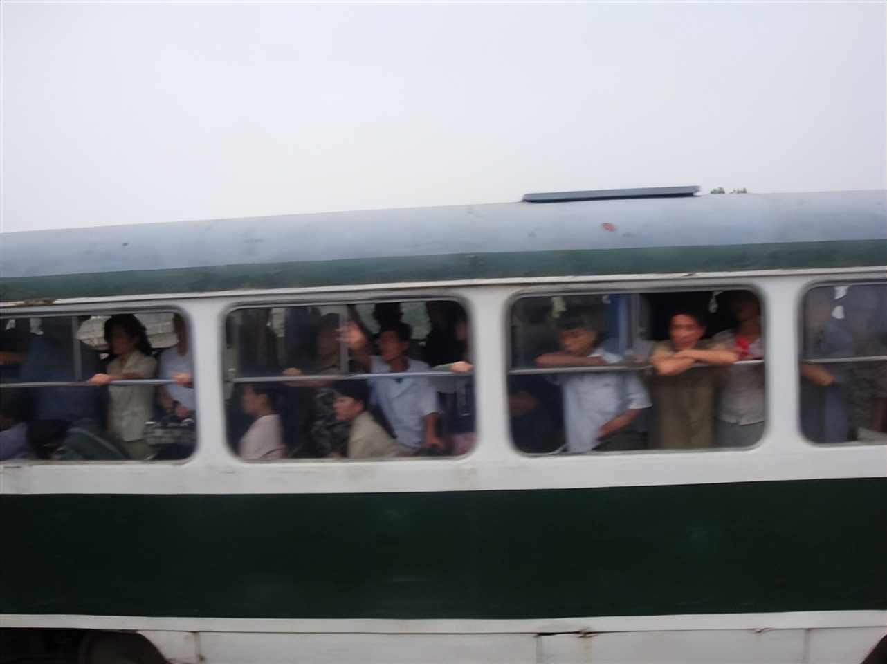 行走朝鲜完整版,行走朝鲜感受朝鲜人的日常生活